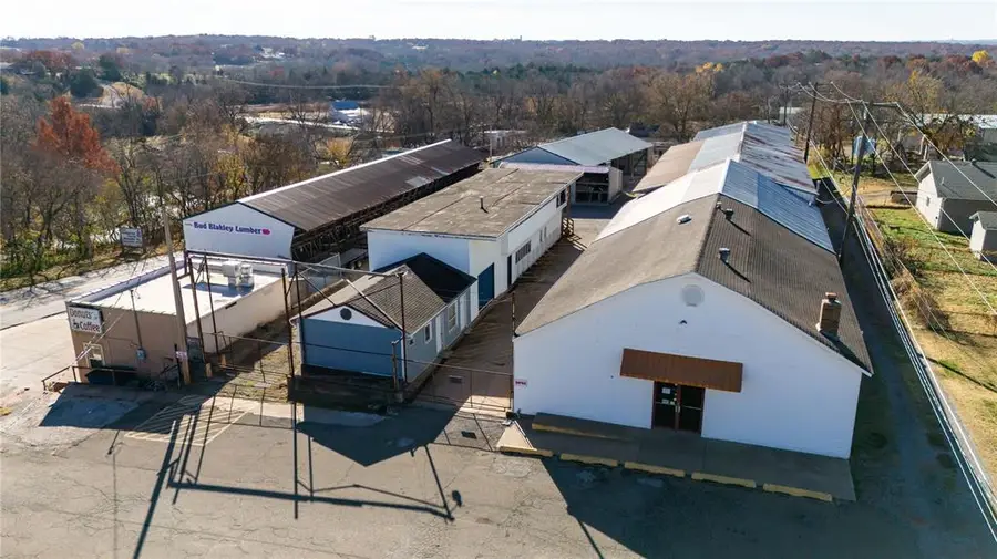 107 W 13th Street, Chandler, OK 74834 - #3