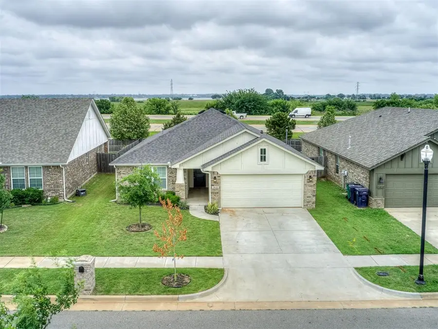 3420 Pagoda Pead Drive, Yukon, OK 73099 - #2