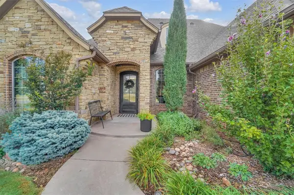 1112 Dogwood Drive, Elk City, OK 73644