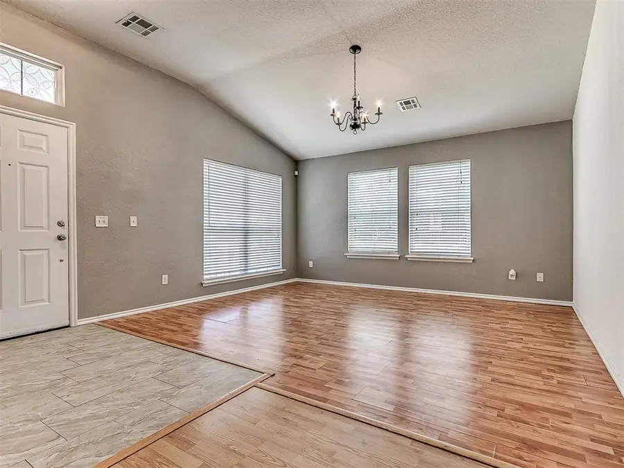 10333 Buccaneer Drive, Oklahoma City, OK 73159 - #3