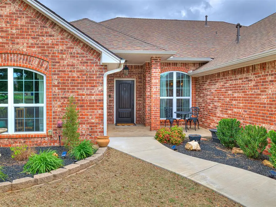 9924 Fawn Hollow Road, Mustang, OK 73064 - #2