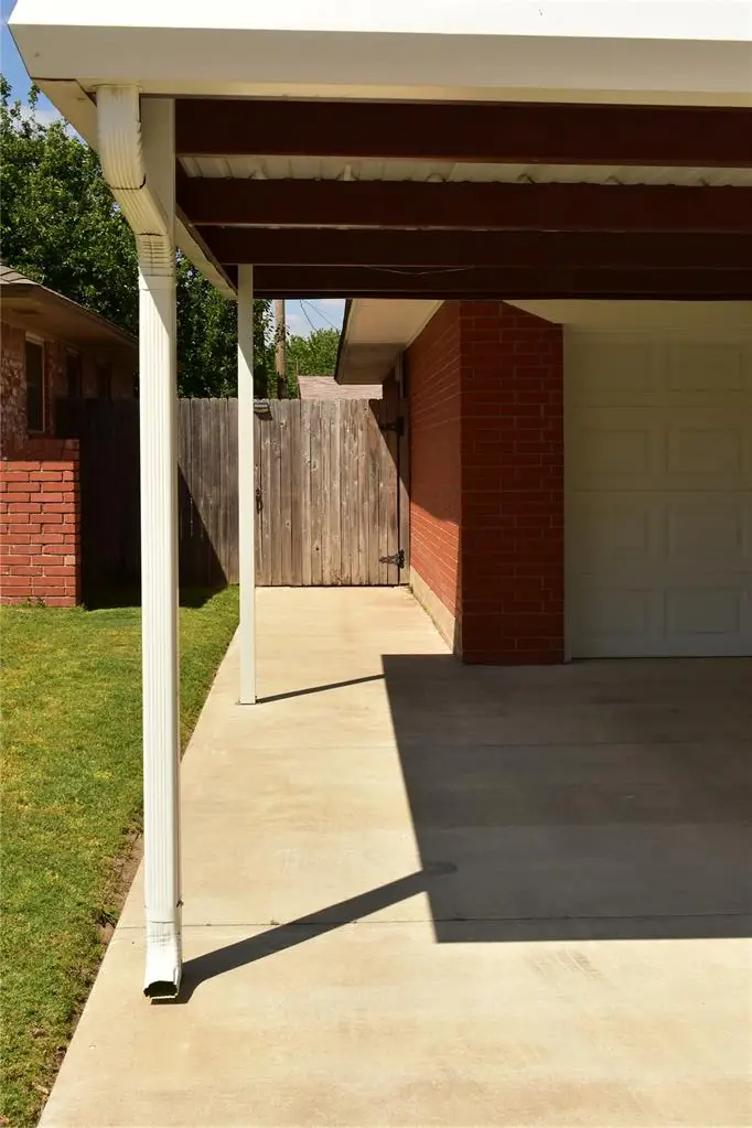 2617 W Fairview Drive, Oklahoma City, OK 73159 - #3