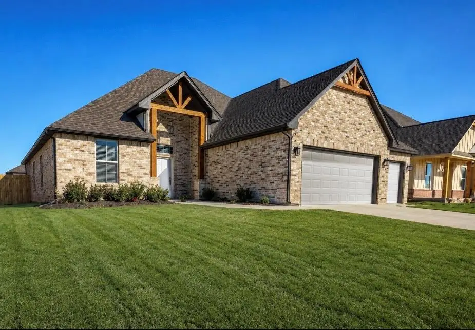 1325 Monterey Drive, Norman, OK 73072 - #1