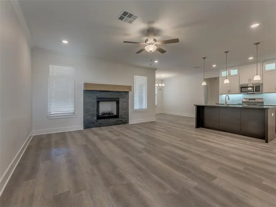 1325 Monterey Drive, Norman, OK 73072 - #2