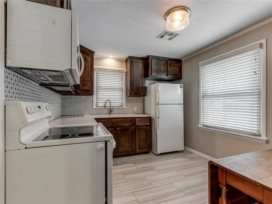 3145 NW 66th Street, Oklahoma City, OK 73116 - #2