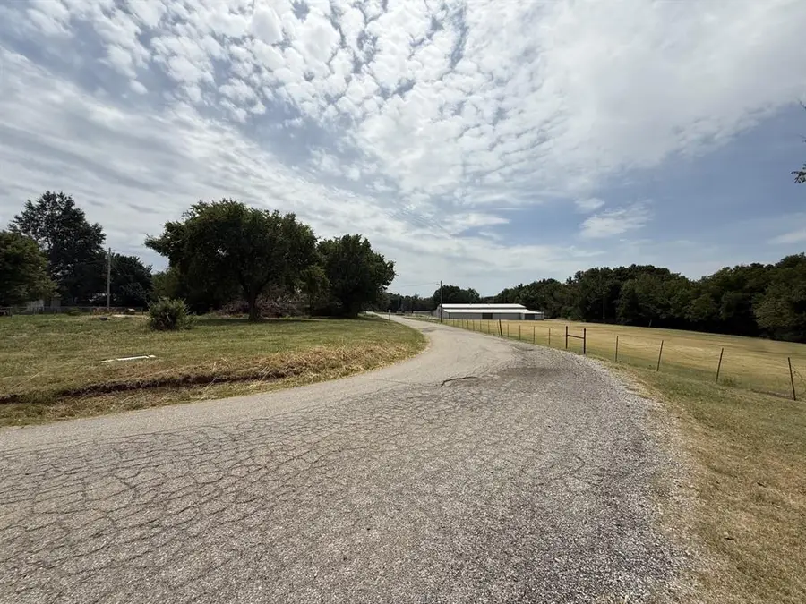 229 W Main Street, Davenport, OK 74026 - #3