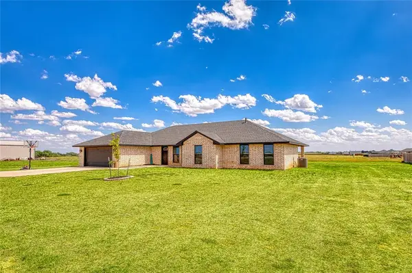 20258 E 1080 Co Road, Elk City, OK 73644