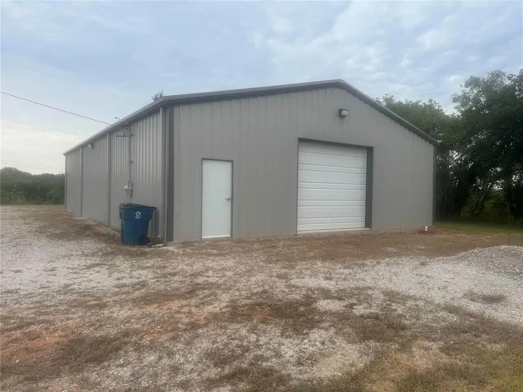 1400 S Steele, Chandler, OK 74834 - #1