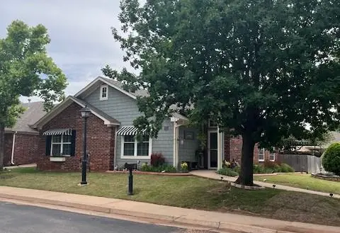 2455 Manchester Drive #82, Oklahoma City, OK 73120 - #1