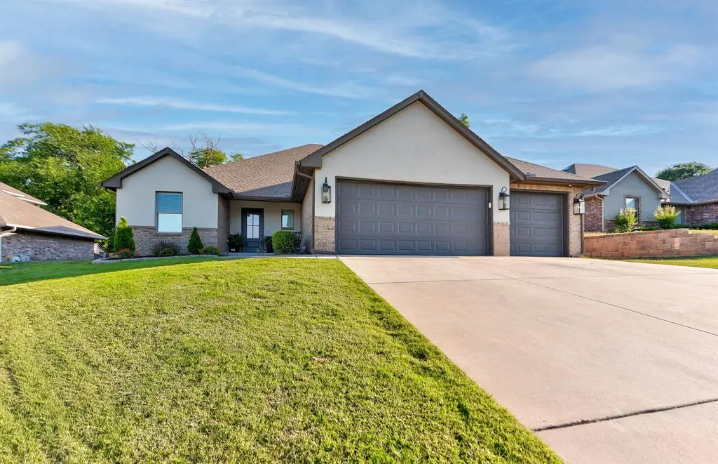 4117 Carmina Drive, Edmond, OK 73034 - #1