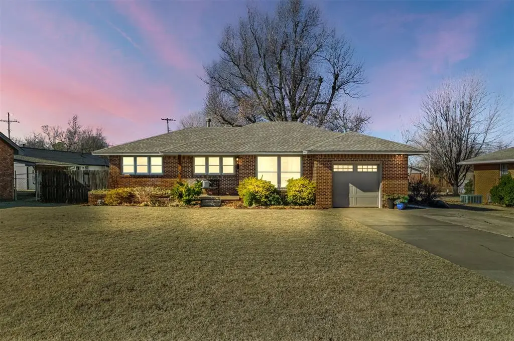 1414 S Miles Avenue, El Reno, OK 73036 - #1