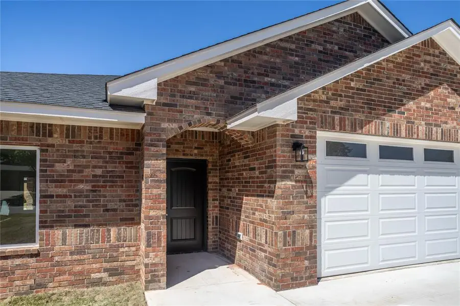 915 Stonegate Drive, Weatherford, OK 73096 - #2