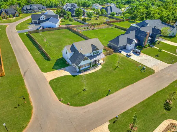 280 Old Farm Road, Edmond, OK 73034