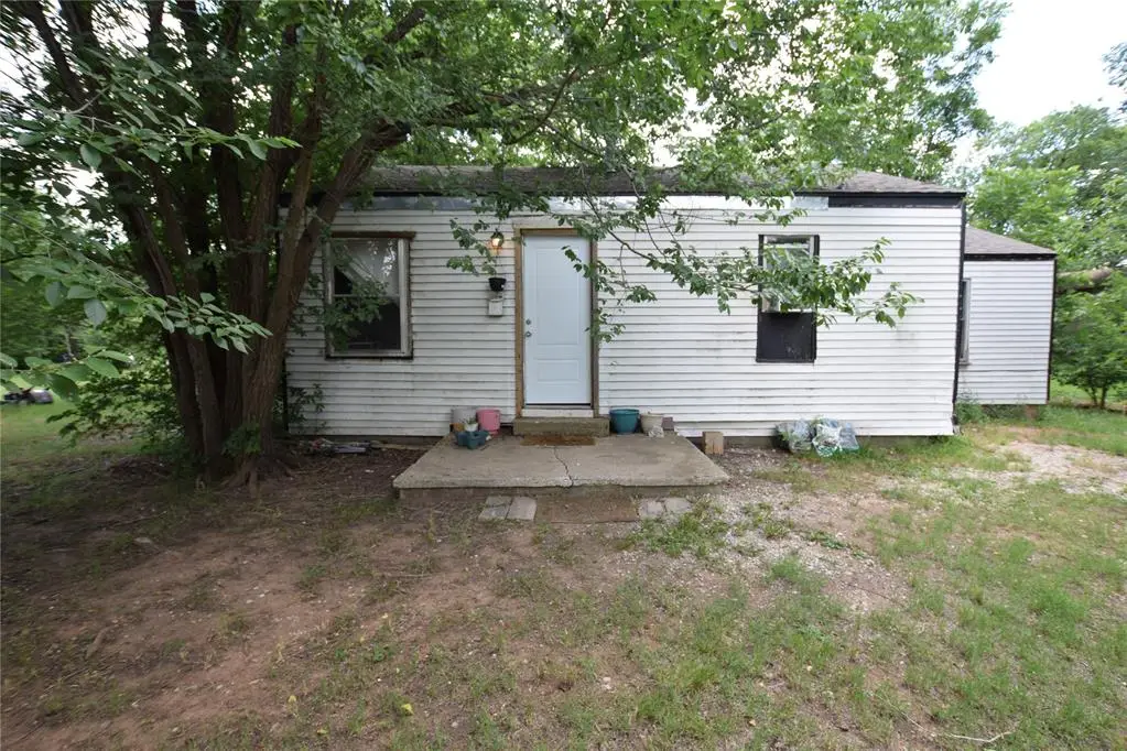 220 NE 1st Street, Moore, OK 73160 - #1