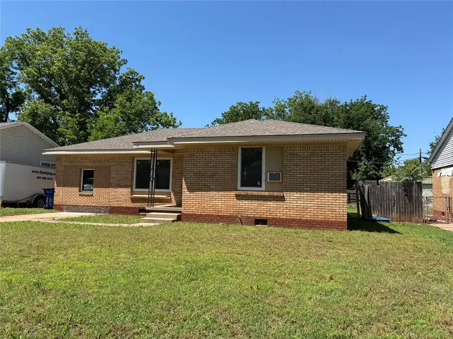 910 W Choctaw Street, Lindsay, OK 73052 - #3