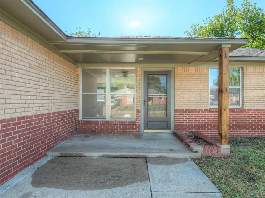 510 N Oak Street, Crescent, OK 73028 - #3