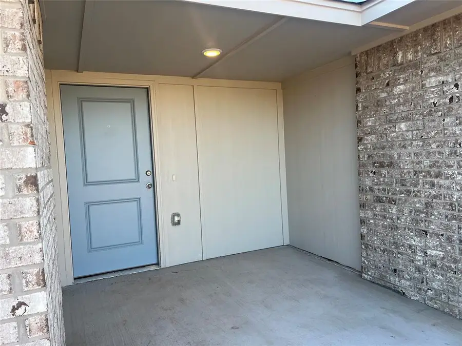 2061 Brush Creek Way, Newcastle, OK 73065 - #2