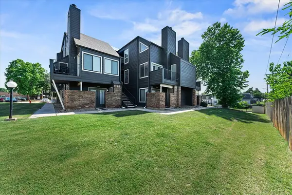 11510 N May Avenue #B107, Oklahoma City, OK 73120