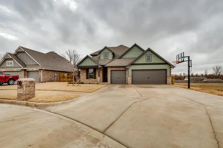 512 E Barajas Terrace, Mustang, OK 73064 - #3