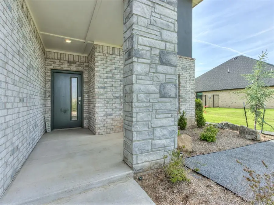 9624 Sultans Water Way, Yukon, OK 73099 - #3