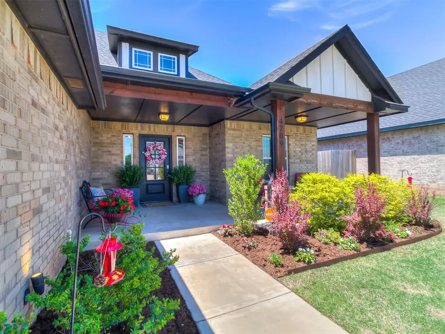 4709 Mustang Park Boulevard, Mustang, OK 73064 - #2