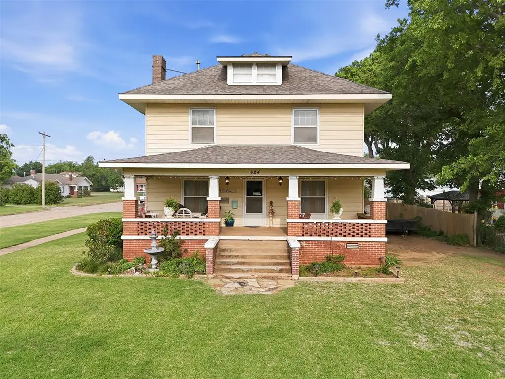 624 S 7th Street, Kingfisher, OK 73750 - #1
