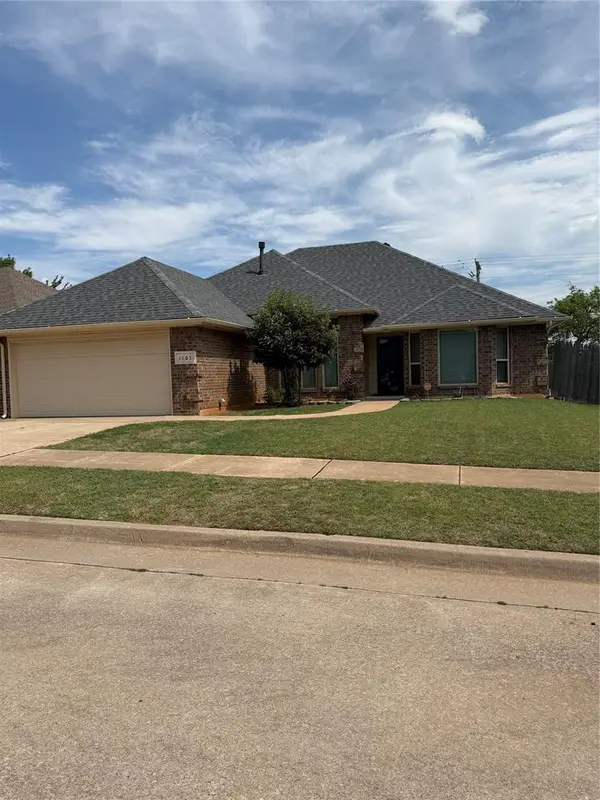 1605 NE 11th Street, Moore, OK 73160