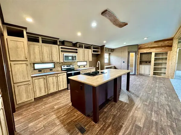 330 S Rockwell Avenue, Blanchard, OK 73010