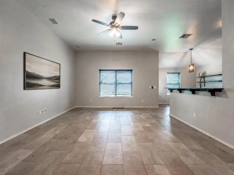 10009 Allie Hope Lane, Yukon, OK 73099 - #2