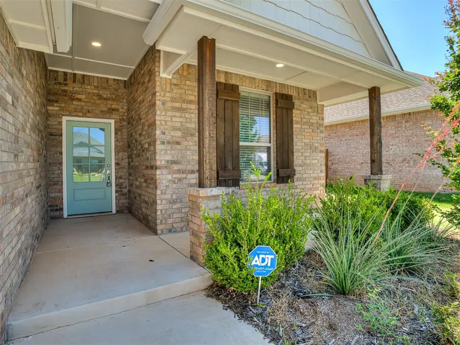 800 Bison Crossing Drive, Yukon, OK 73099 - #2