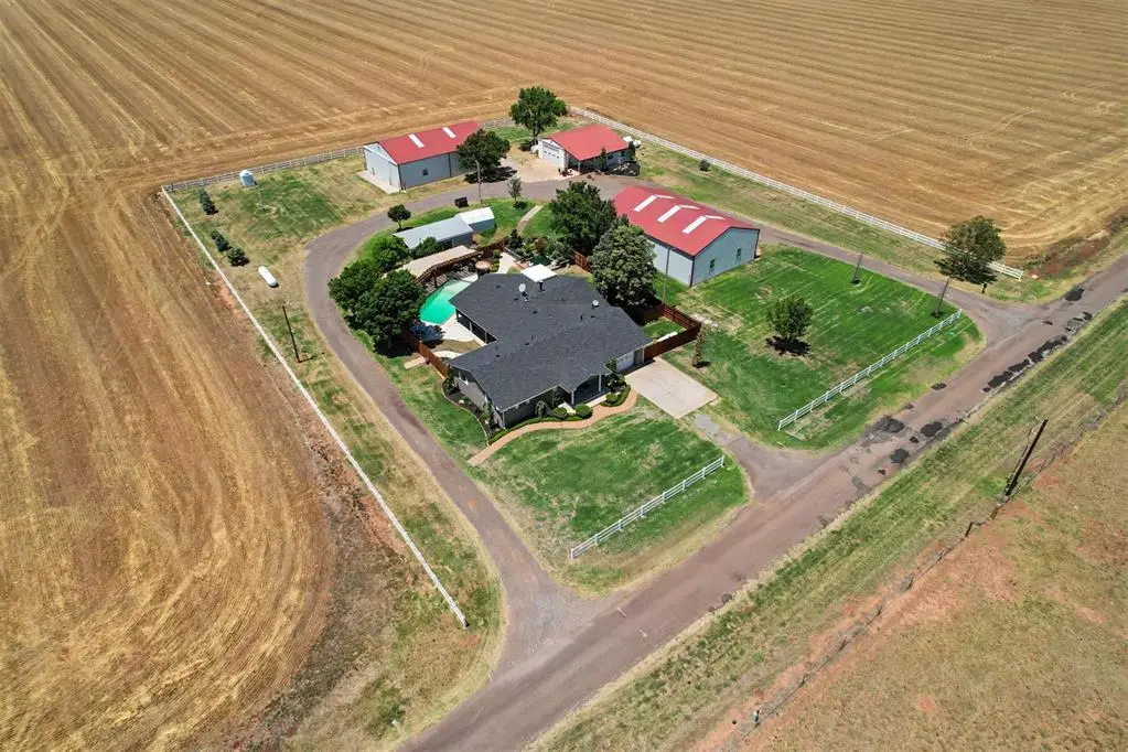 15785 N 1700 Road, Hollis, OK 73550 - #1