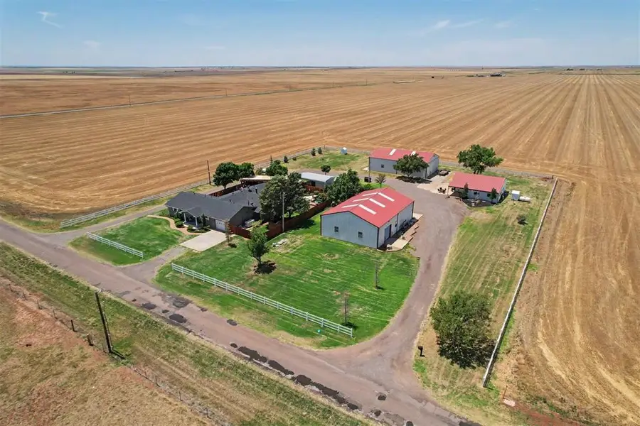 15785 N 1700 Road, Hollis, OK 73550 - #2