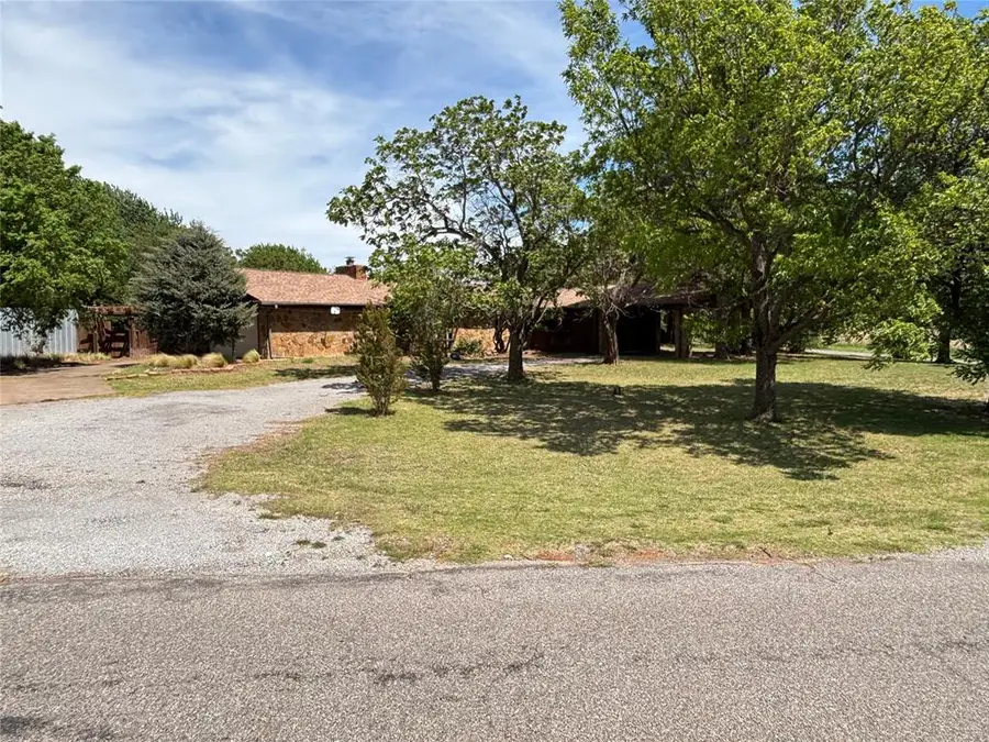 10296 N 2310 Street, Clinton, OK 73601 - #3
