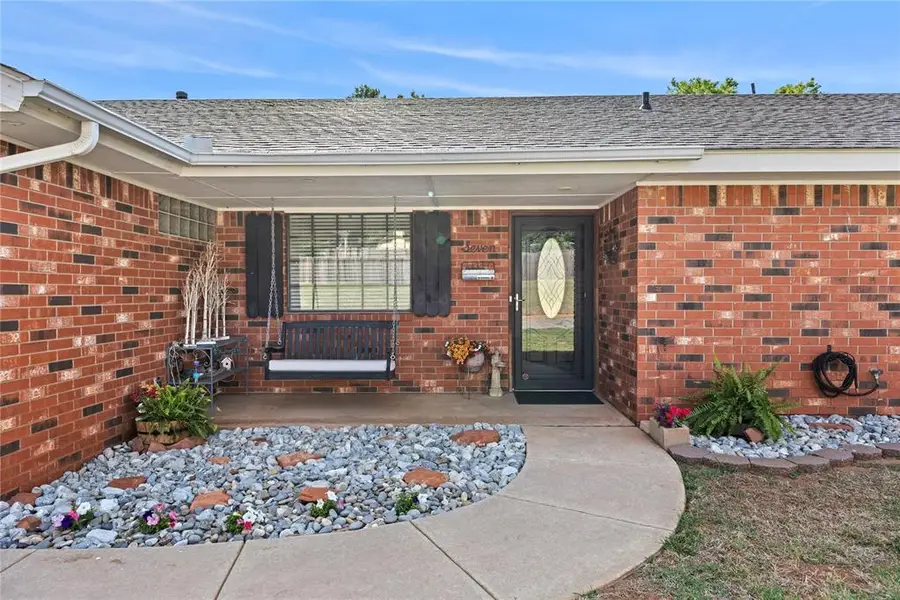 7 Easy Street, Clinton, OK 73601 - #3