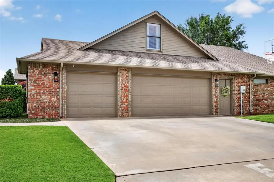 207 Clayton, Elk City, OK 73644 - #3