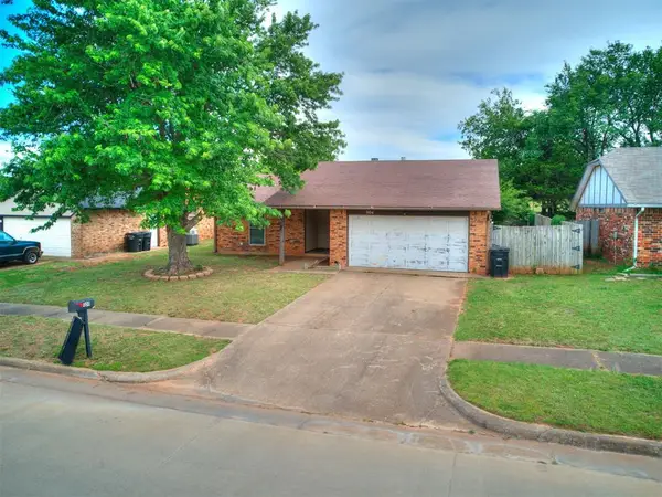 904 SE 15th Street, Moore, OK 73160