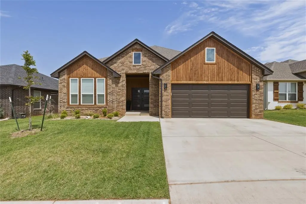 149 Sage Brush Way, Edmond, OK 73025 - #1