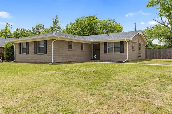 8221 N Harvey Avenue, Oklahoma City, OK 73114