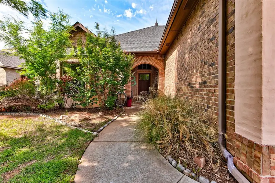 19513 Crest Ridge Drive, Edmond, OK 73012 - #2