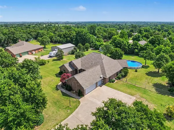746 E Choctaw Street, Choctaw, OK 73020