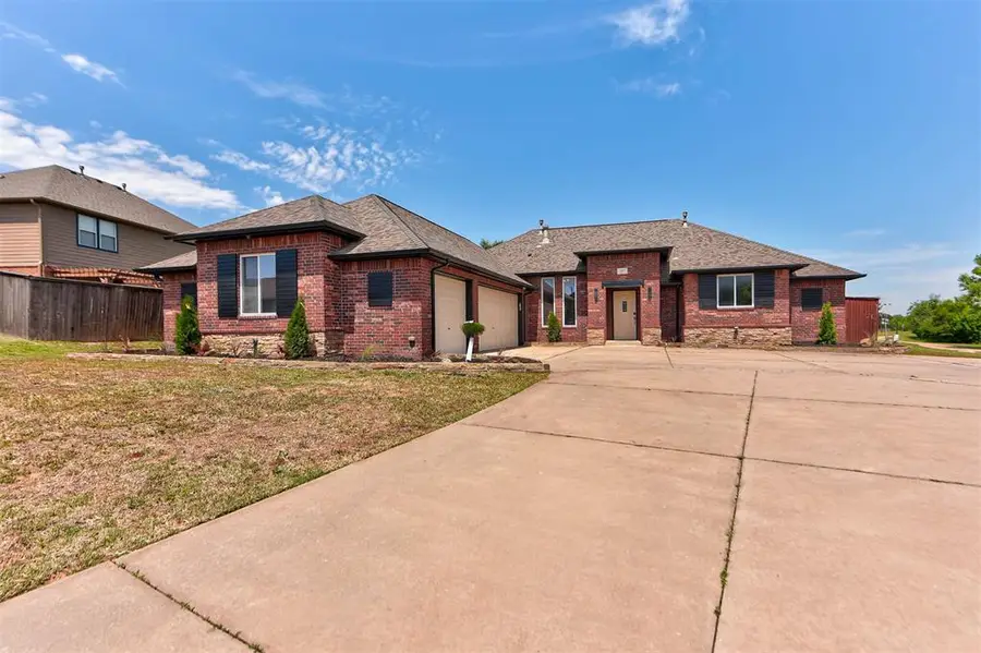 2801 Firewheel Road, Edmond, OK 73013 - #3