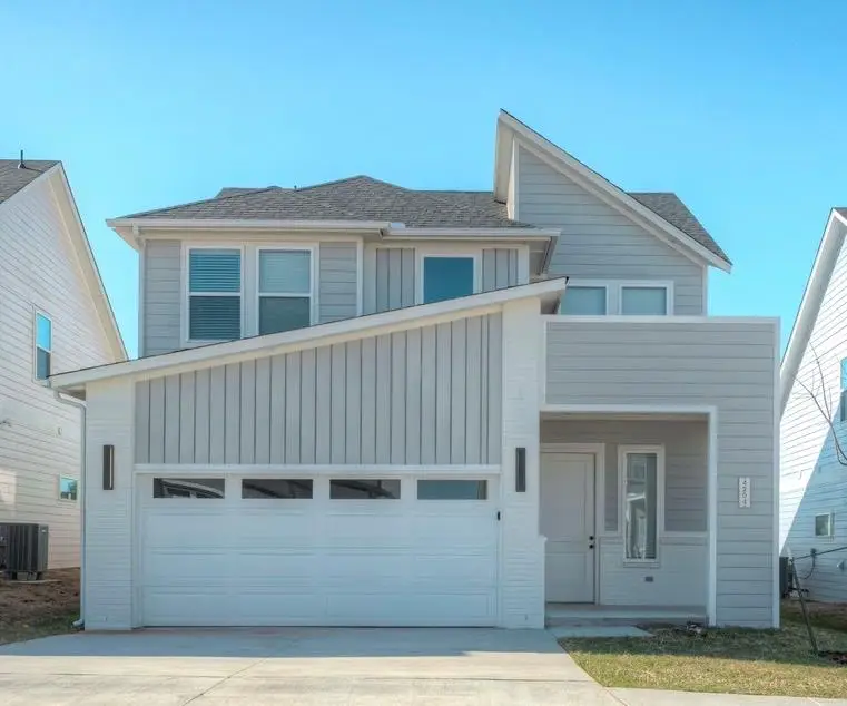 401 W Main Street, Edmond, OK 73003 - #2