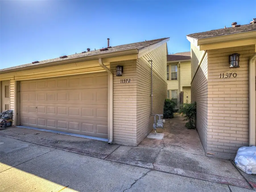 11372 Benttree Circle #11372, Oklahoma City, OK 73120 - #3