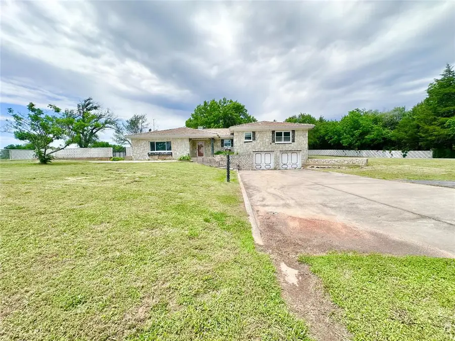 19208 Gordon Cooper Drive, Shawnee, OK 74801 - #3
