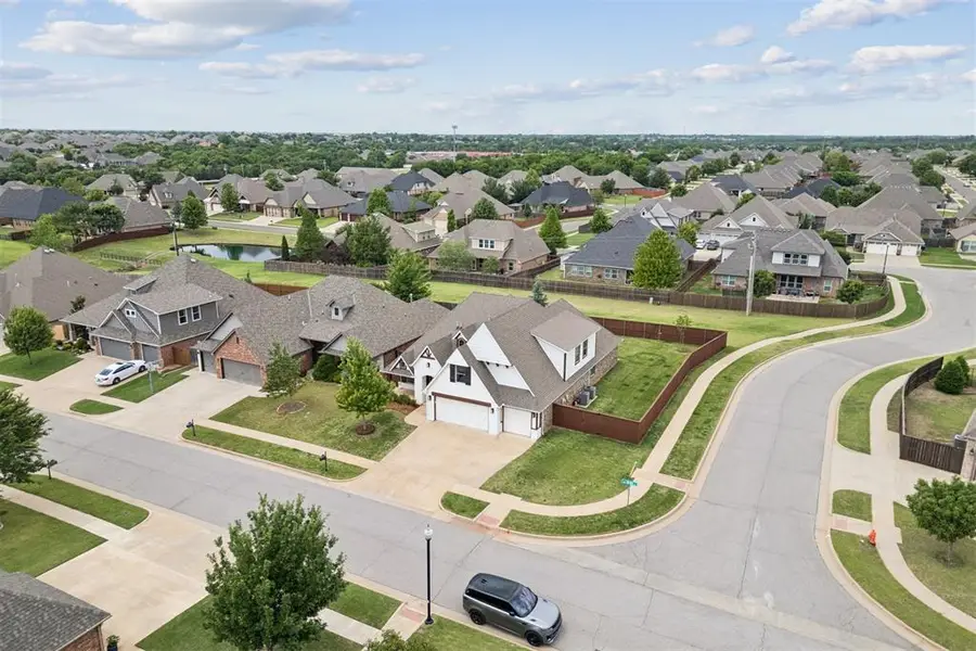 901 NW 184th Court, Edmond, OK 73012 - #2