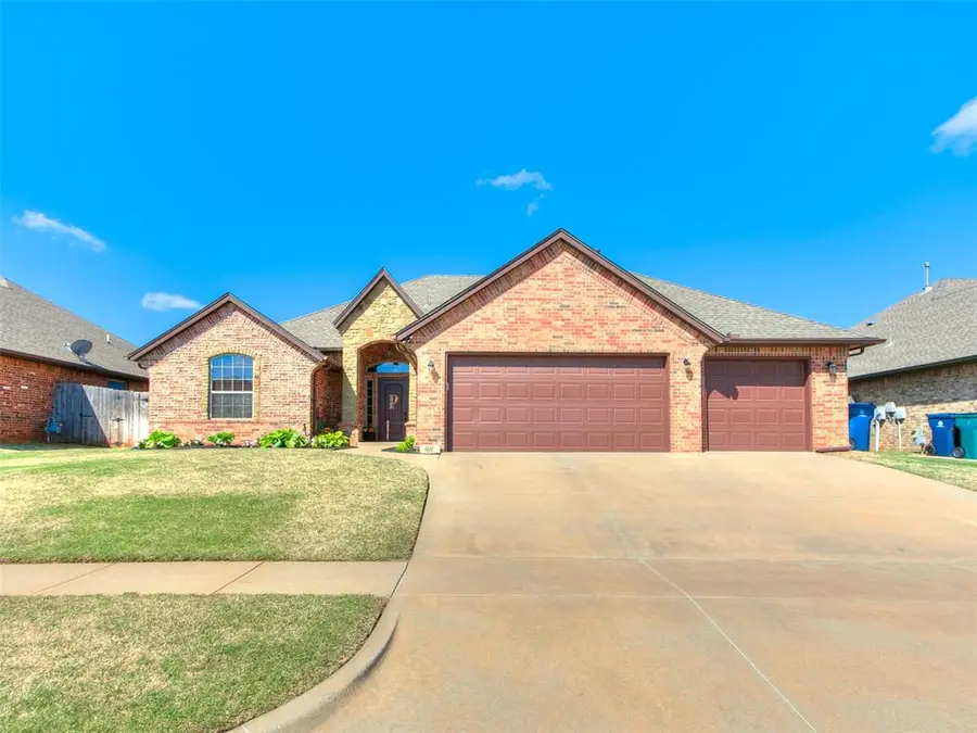 8909 Sue Anthony Lane, Yukon, OK 73099 - #2