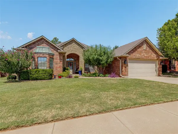 16205 Old Oak Drive, Edmond, OK 73013
