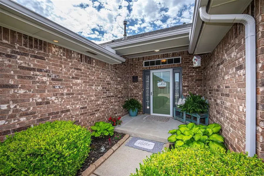 1640 SW 31st Terrace, Moore, OK 73160 - #3