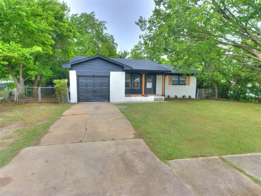 207 E Beech Street, Tecumseh, OK 74873 - #2