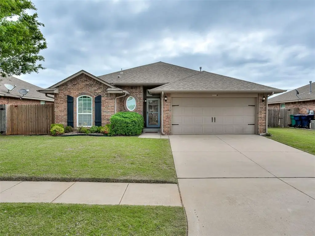 1004 Desert Trail, Yukon, OK 73099 - #1